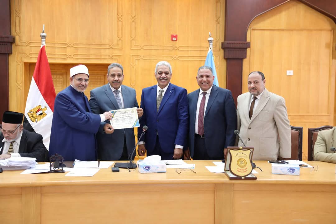 استمرارًا لجهودها في الربط بين الدراسة النظرية والتطبيق العملي.. علوم الأزهر بأسيوط تفتتح معمل الخلايا الشمسية ومتحف الجيولوجيا