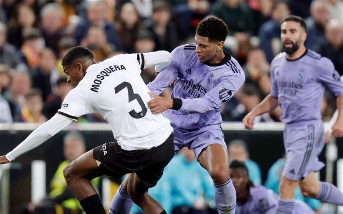 القنوات الناقلة لـ بث مباشر مباراة ريال مدريد ضد فالنسيا اليوم