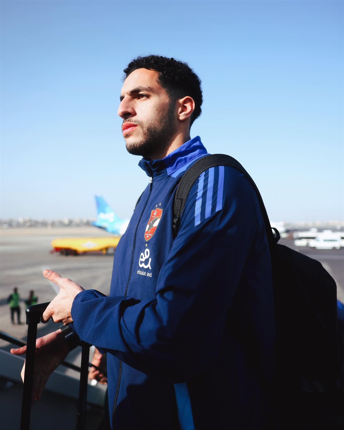 لقطات من مغادرة بعثة الأهلي مطار القاهرة لمواجهة الهلال السوداني