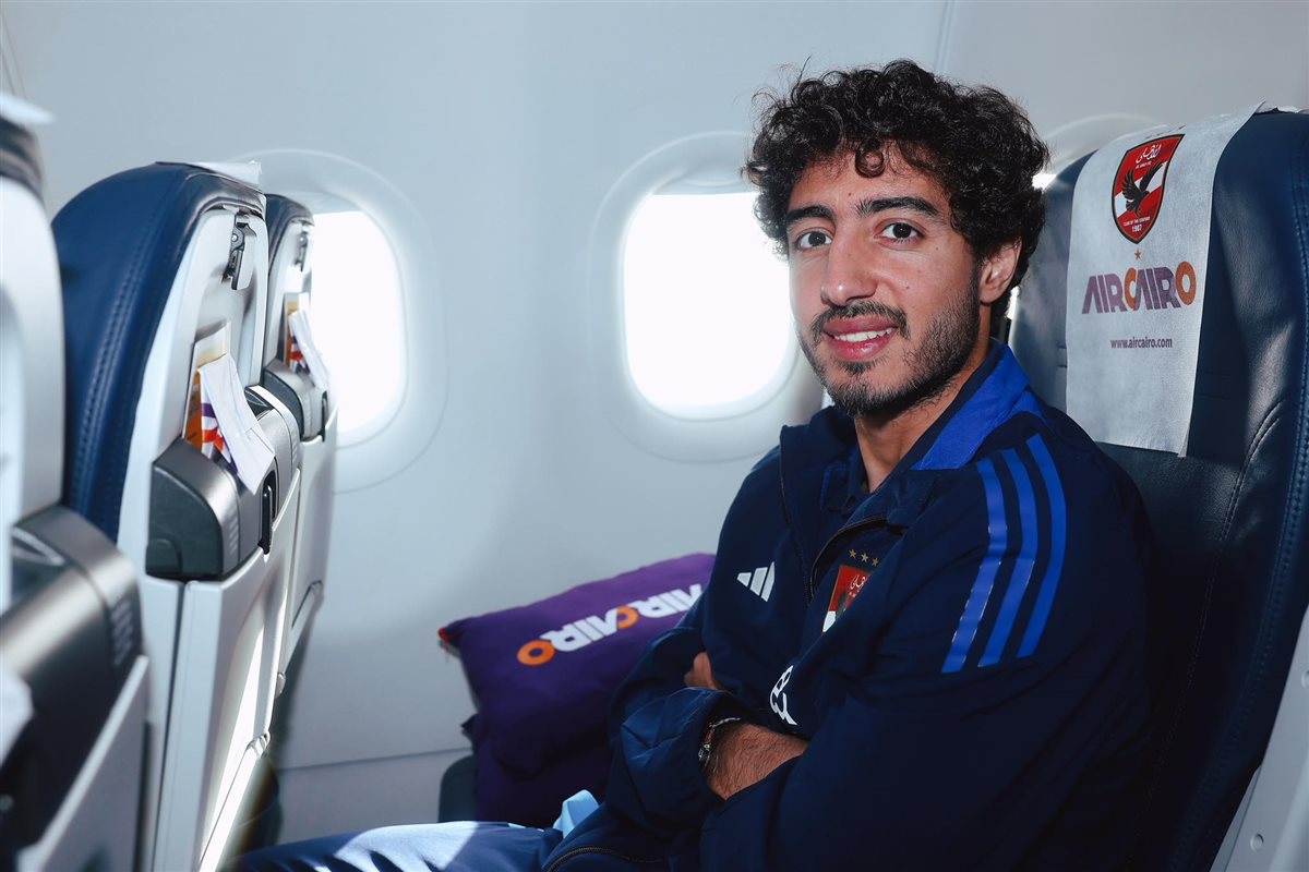 لقطات من مغادرة بعثة الأهلي مطار القاهرة لمواجهة الهلال السوداني