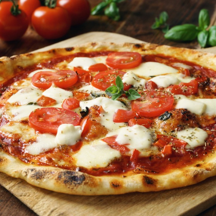 خطوات تحضير صلصة البيتزا بالصور