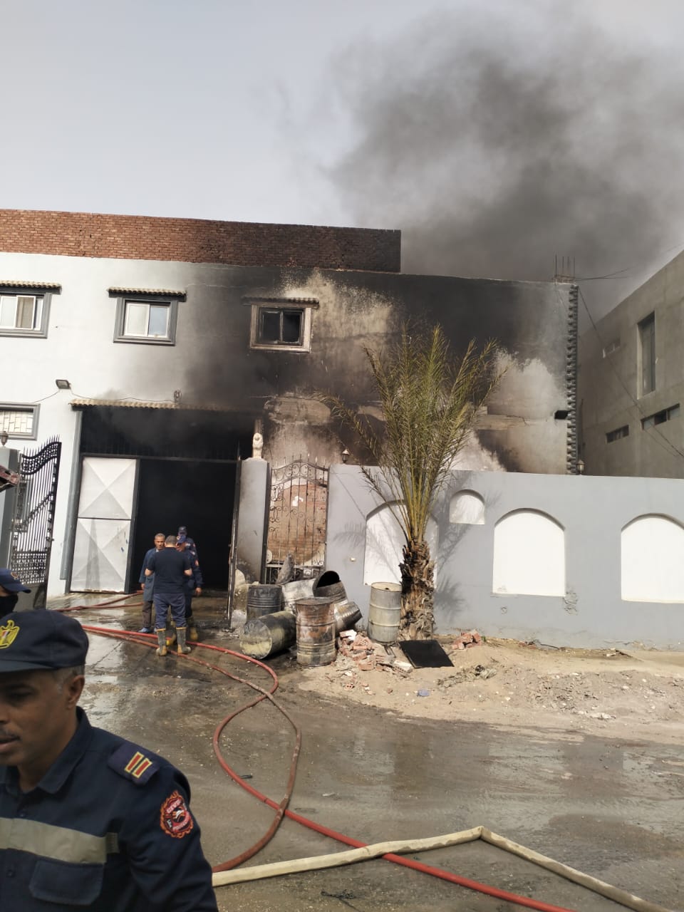 حريق مصنع بالشرقية