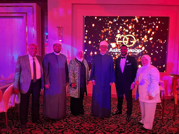 وسط حضور قيادات الأزهر.. الدكتورة إلهام شاهين الأمين المساعد للبحوث الإسلامية تحتفل بزفاف نجلها أحمد خيري