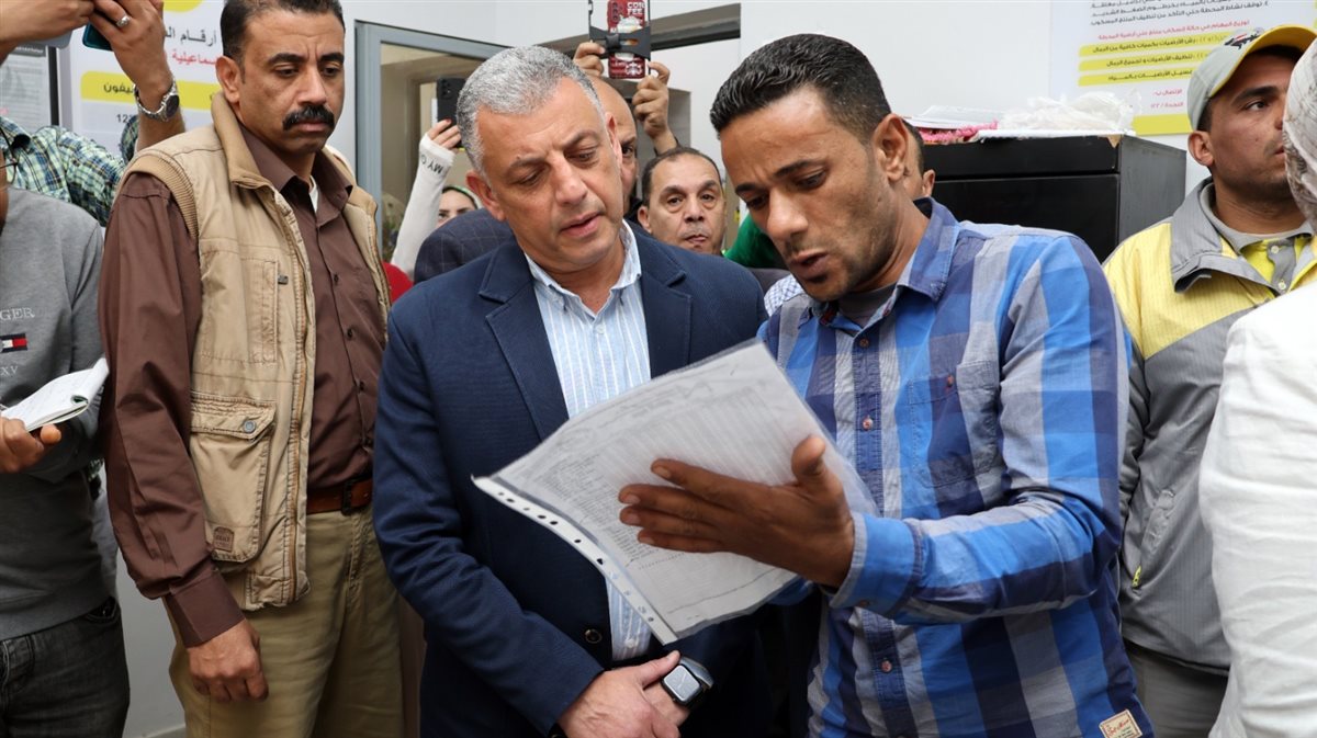 جانب من جولة المحافظ