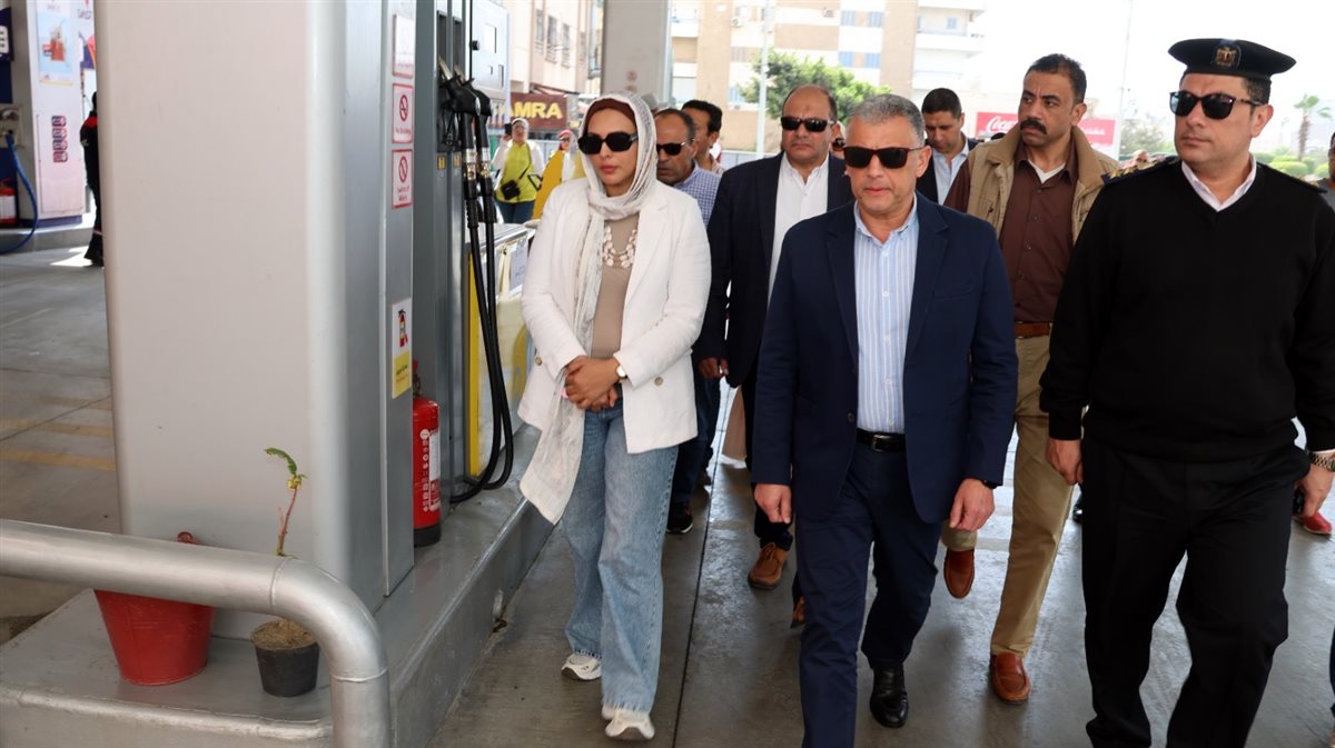 جانب من جولة المحافظ