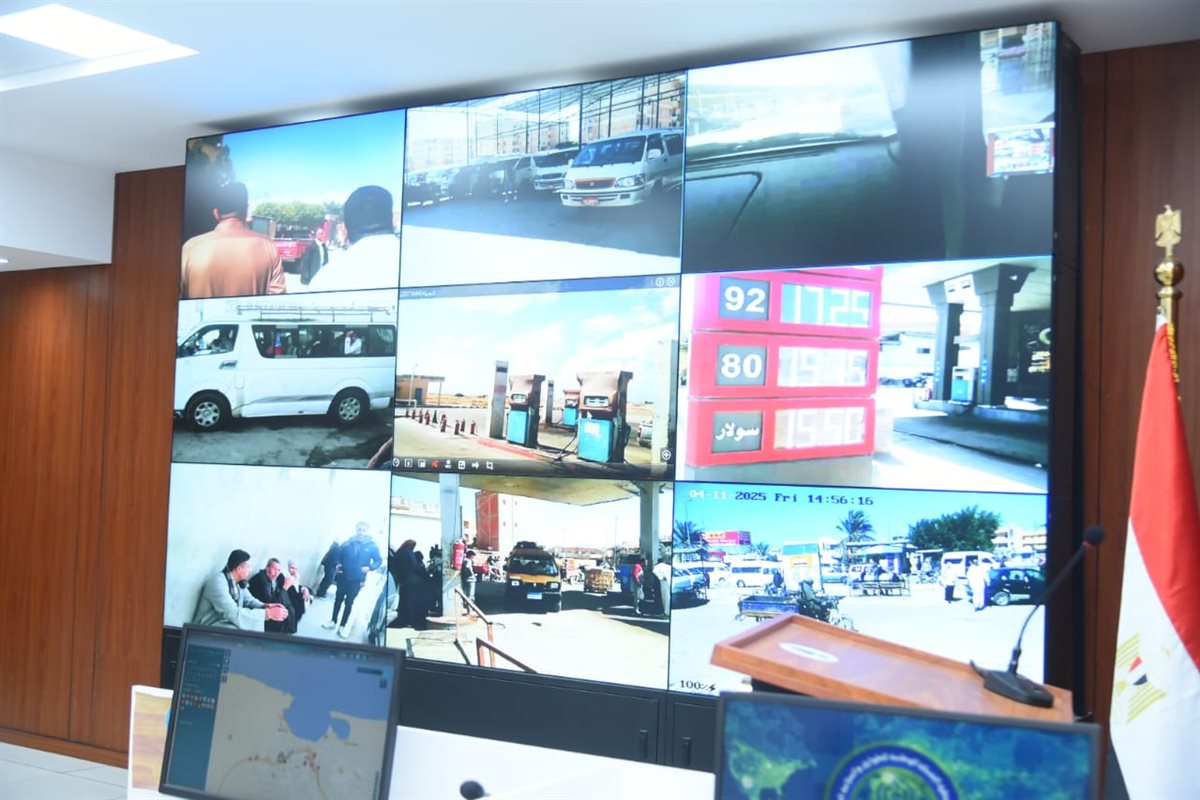 جانب من جولة محافظ مطروح على للاطمئنان على المواقف