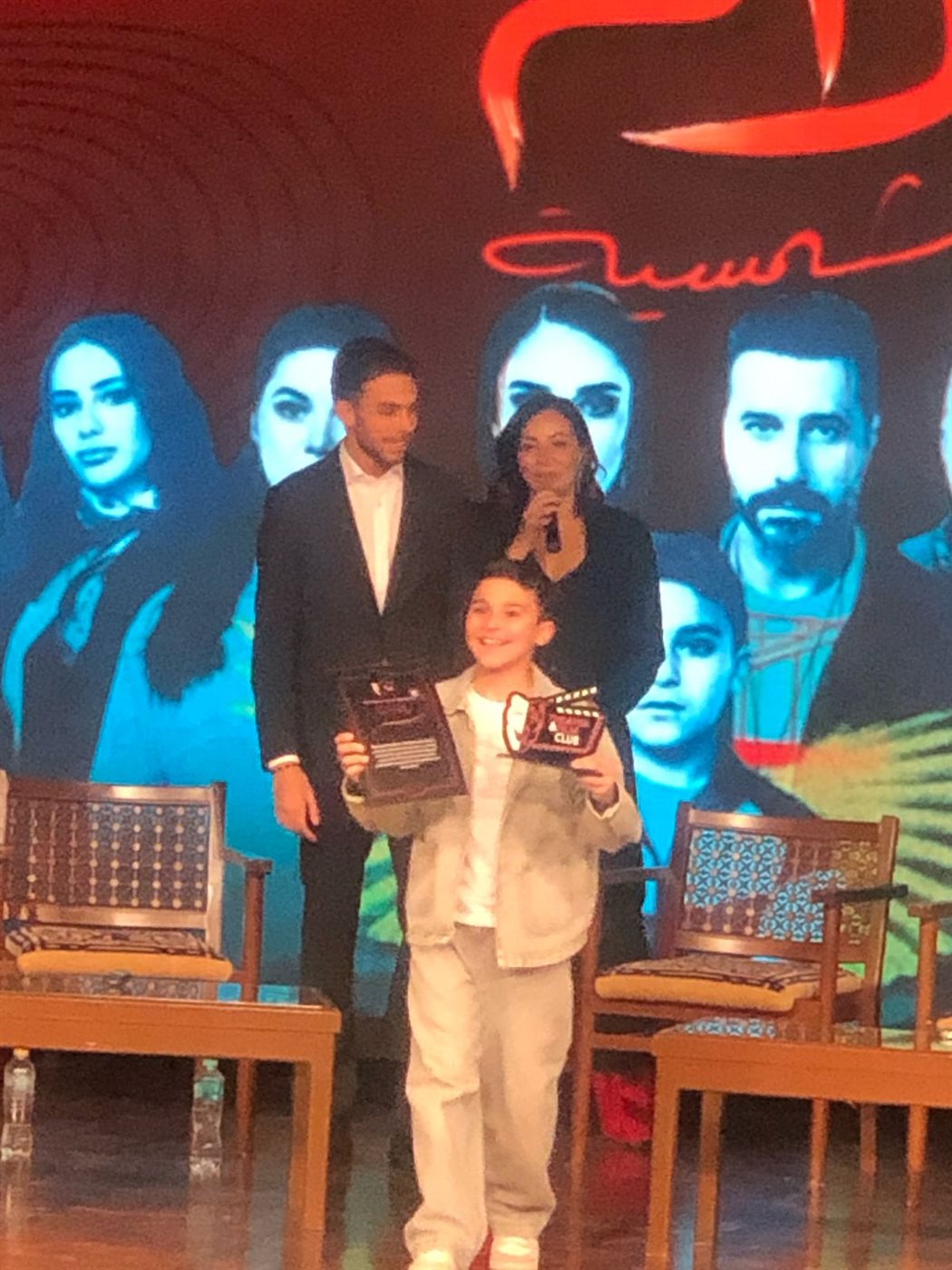 بحضور كرم الشناوي وأمينة خليل ويسرا اللوزي.. الجامعة الأمريكية تكرّم أبطال مسلسل لام شمسية