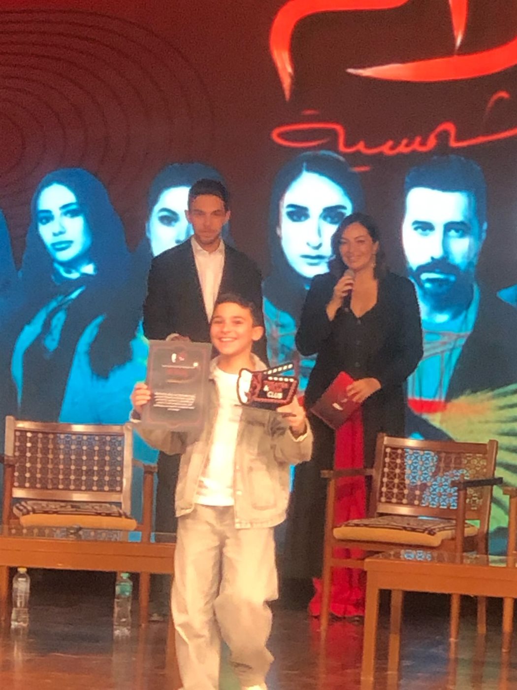 بحضور كرم الشناوي وأمينة خليل ويسرا اللوزي.. الجامعة الأمريكية تكرّم أبطال مسلسل لام شمسية