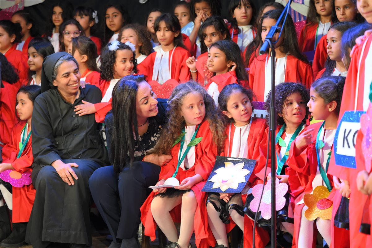 حفل تخرج طالبات مرحلة رياض الأطفال بمدرسة كلية رمسيس للبنات