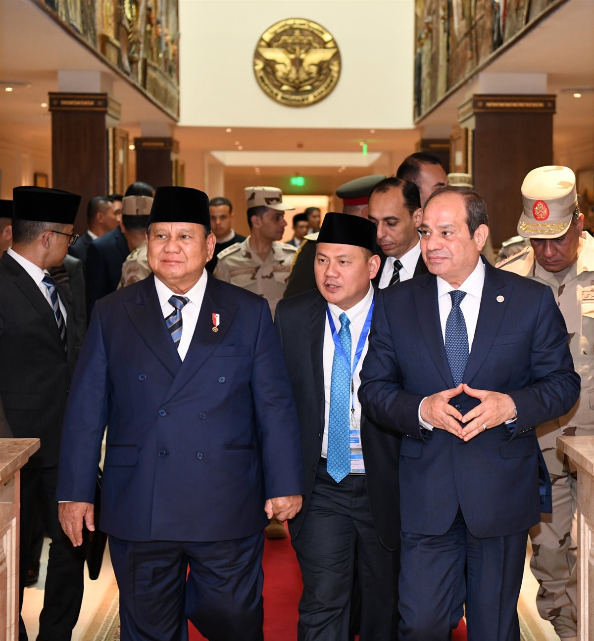 الرئيس السيسي يصطحب نظيره الإندونيسي لزيارة الأكاديمية العسكرية 