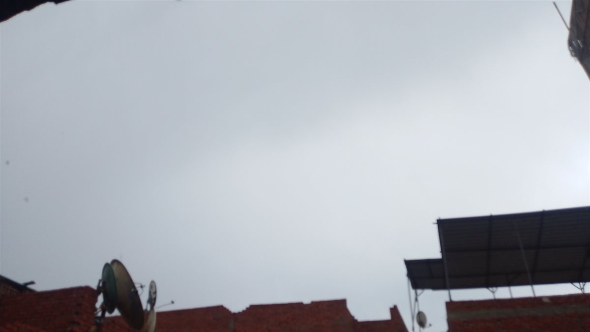 جانب من تساقط الأمطار