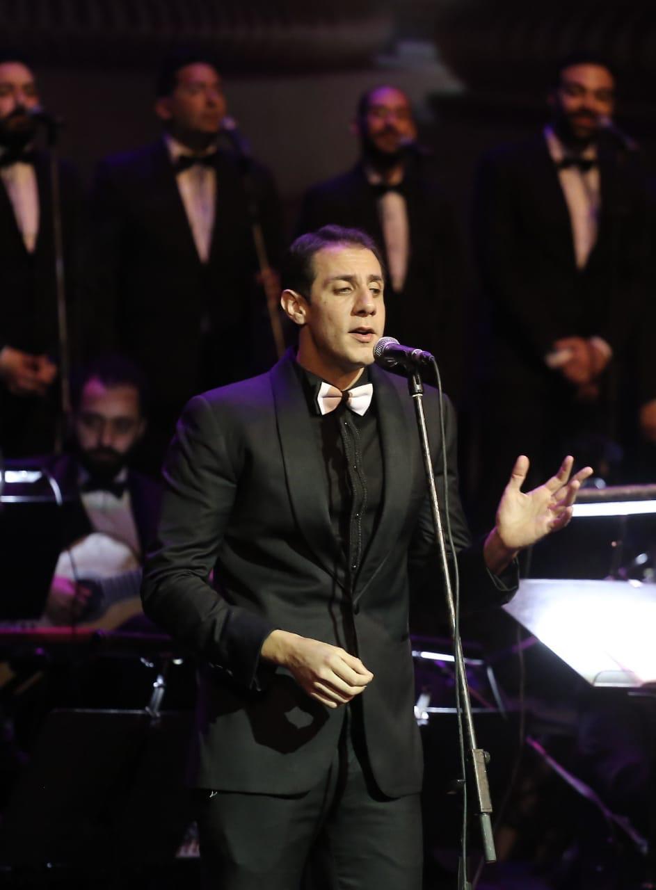 لقطات من حفل نجوم الموسيقى العربية بأعمال العندليب في الأوبرا