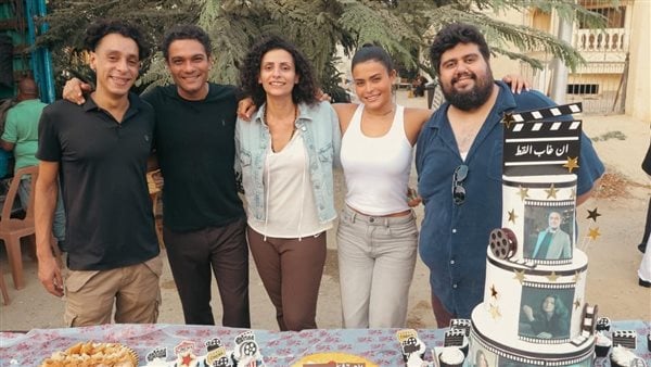 لقطات لـ آسر ياسين من كواليس انطلاق تصوير فيلمه الجديد إن غاب القط