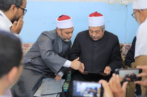 في محافظة الإمام الطيب.. رئيس قطاع المعاهد الأزهرية يتفقد مدرسة قرآنية تضم 2000 طالب بالأقصر