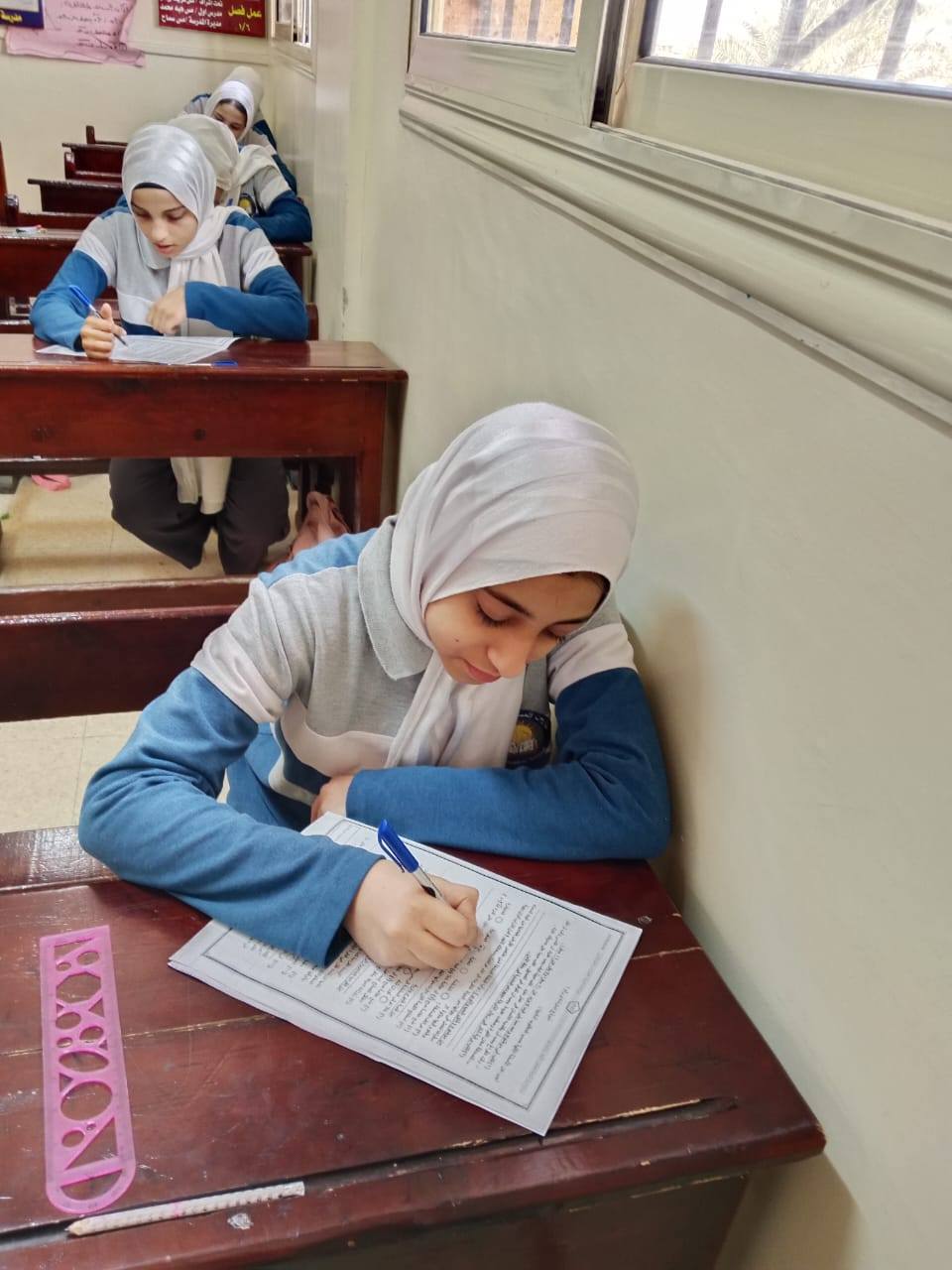 المدارس تصمم نماذج استرشادية لنظام البوكليت لتدريب طلاب الشهادة الإعدادية استعدادًا للامتحانات