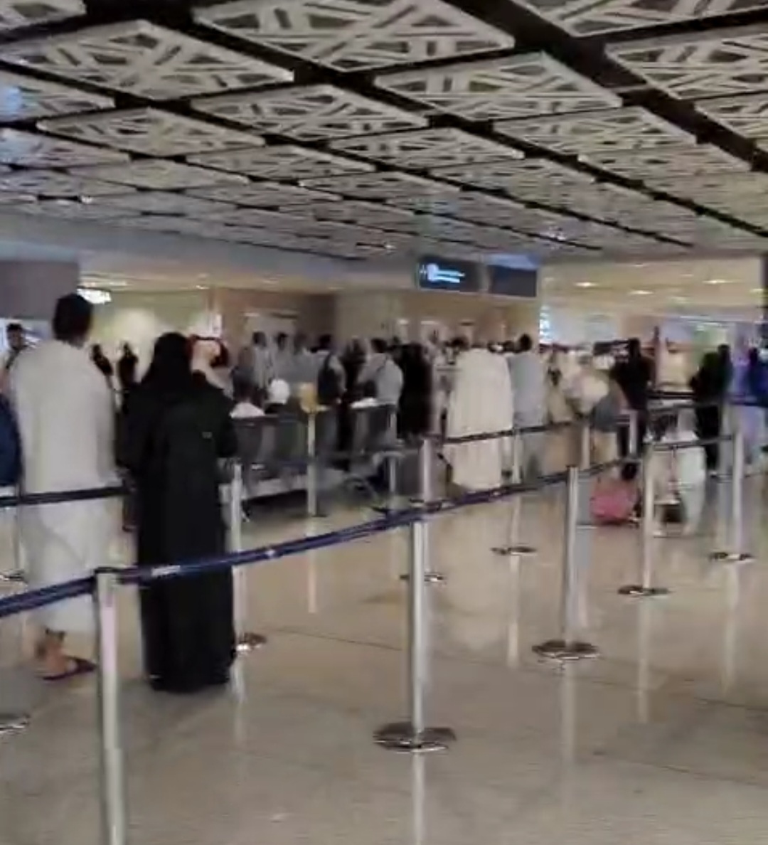 أزمة تأشيرة الترانزيت في المطارات