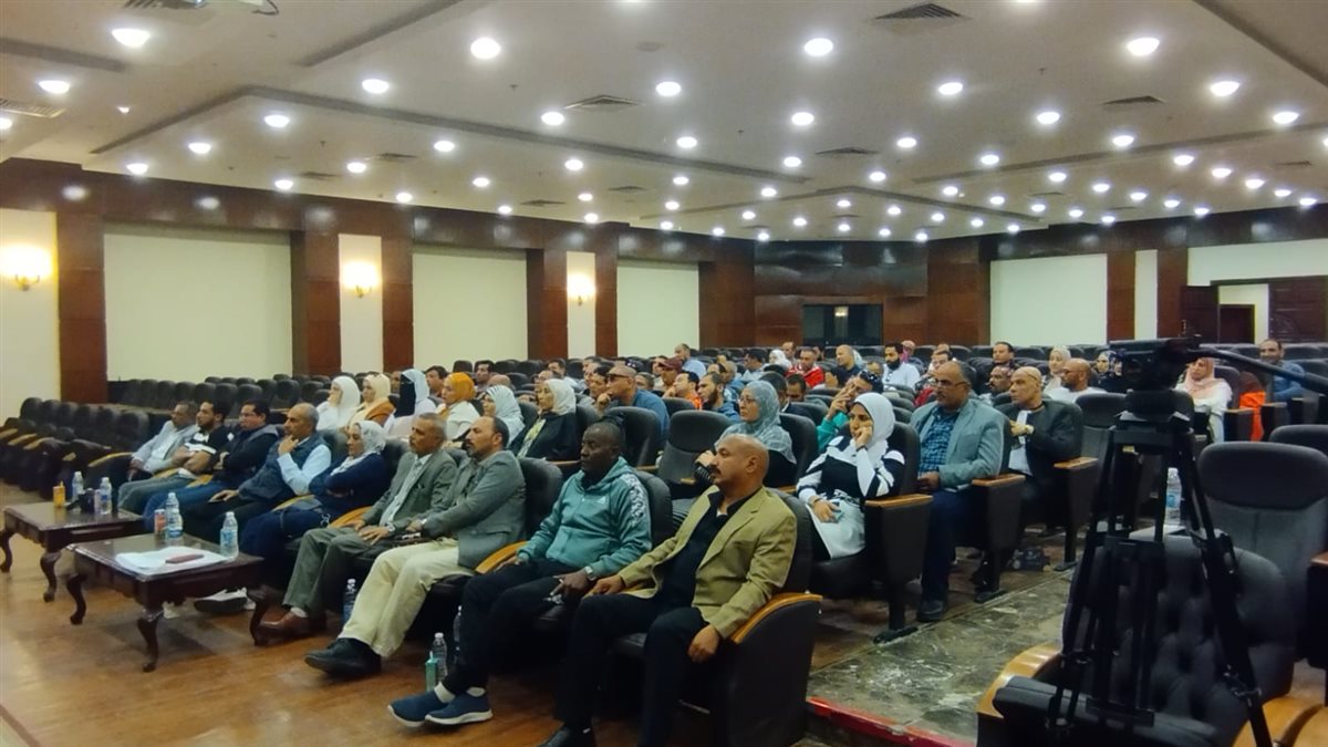 زيارة مستشارة وزير التعليم 