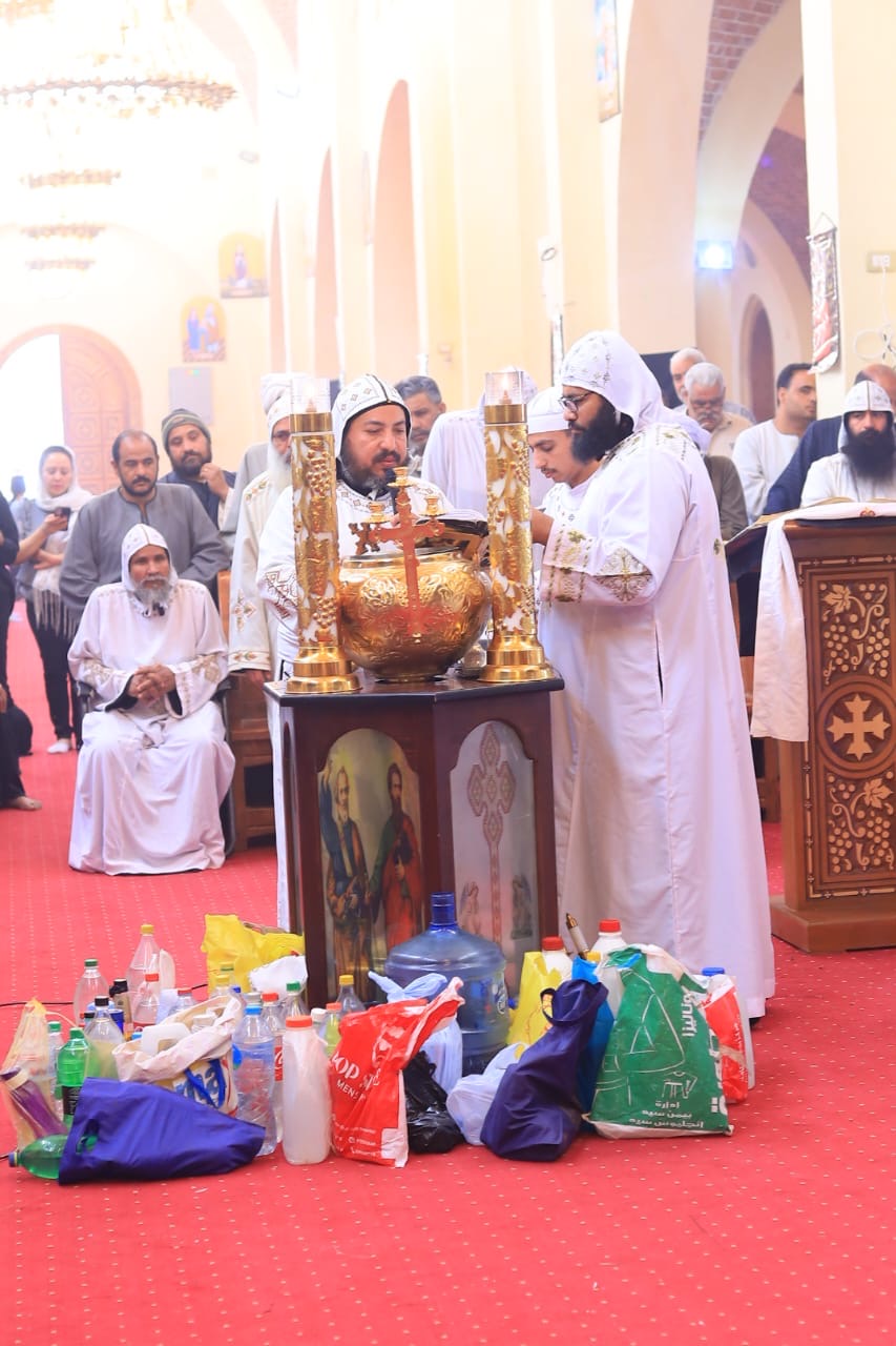 خميس العهد بالأقصر