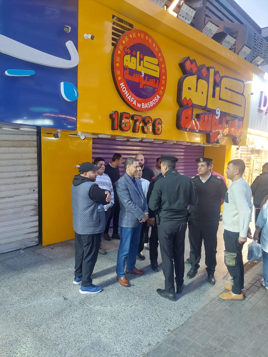 غلق وتشميع محال بلبن وكنافة وبسبوسة