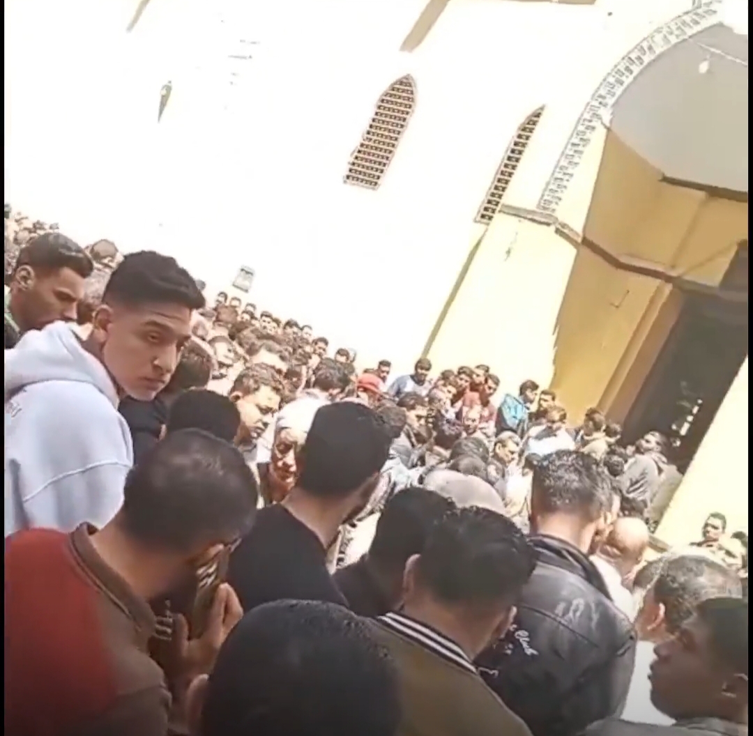 تشييع جثمان الربان مصطفى الميقاتي كبير مرشدين قناة السويس