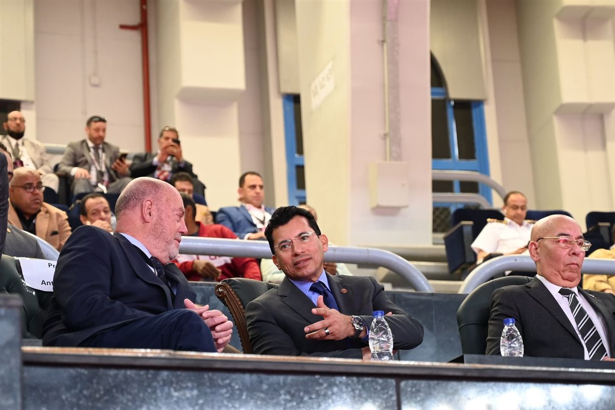  وزير الرياضة يشهد منافسات بطولة الدوري العالمي للكاراتيه البريميرليج 2025