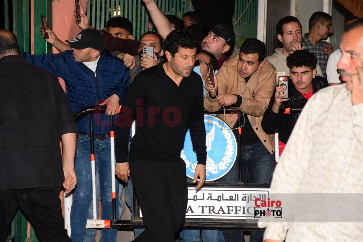 نجوم الفن في عزاء الفنان سليمان عيد