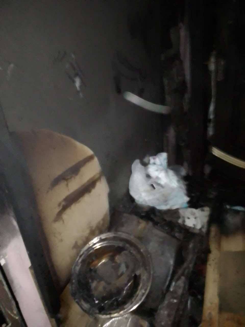 النيران أكلت محتوياتها.. آثار حريق بشقة سكنية في شبين القناطر ومصرع صغيرين