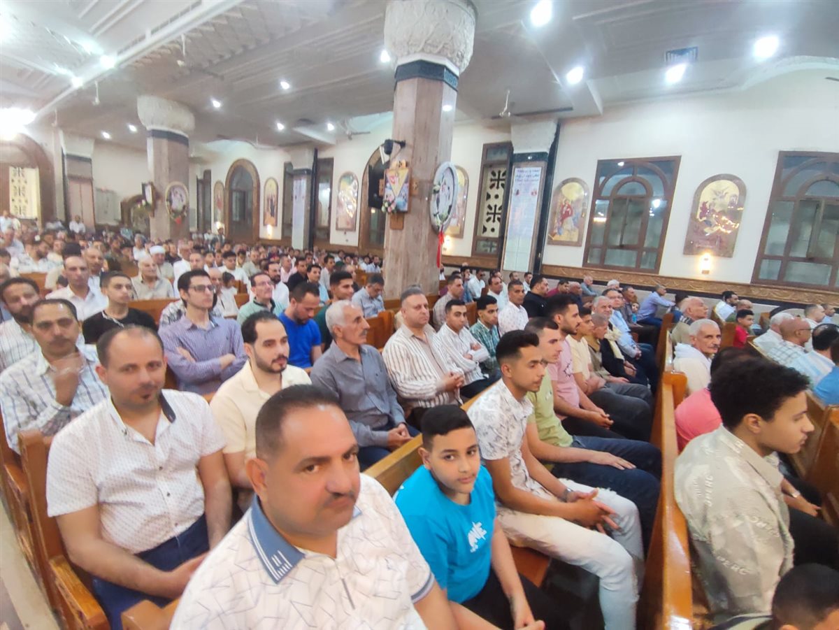 قداس عيد القيامة المجيد بطهطا
