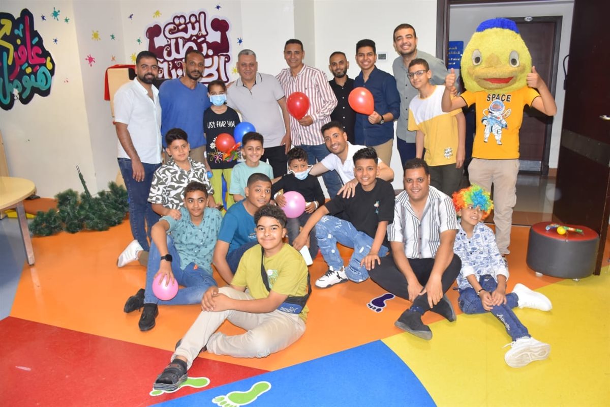 فرحة مع متحدى السرطان بالعيد