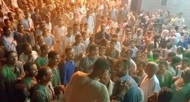 الفنان علاء أبو الريش يعلن اعتزالة إحياء ليالي فن الكف