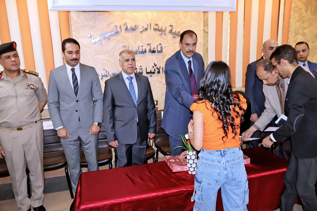 زيارة محافظ سوهاج