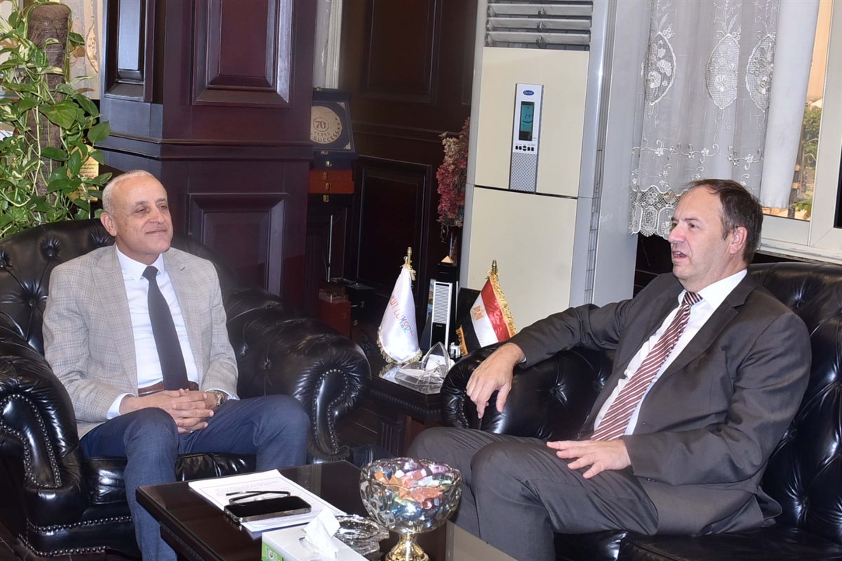 محافظ الأقصر يستقبل السفير البلجيكي