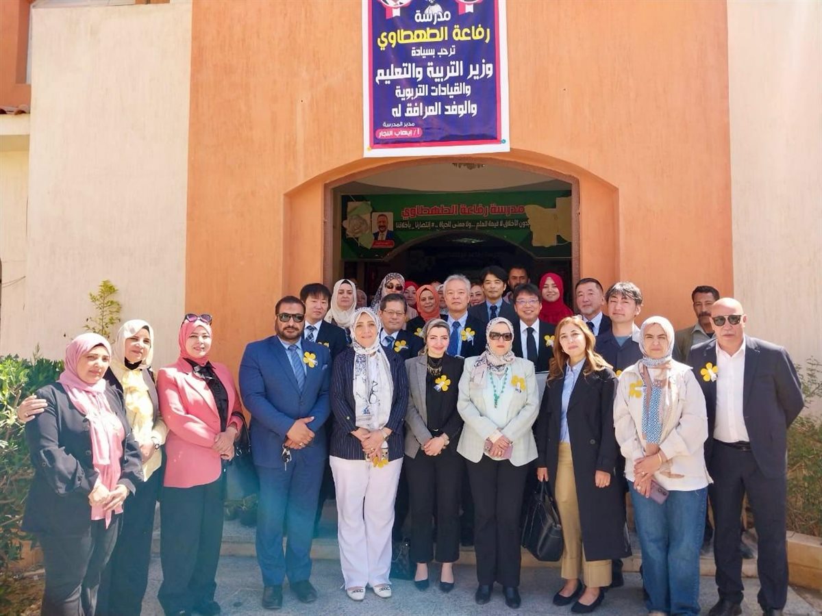 جانب من الزيارة