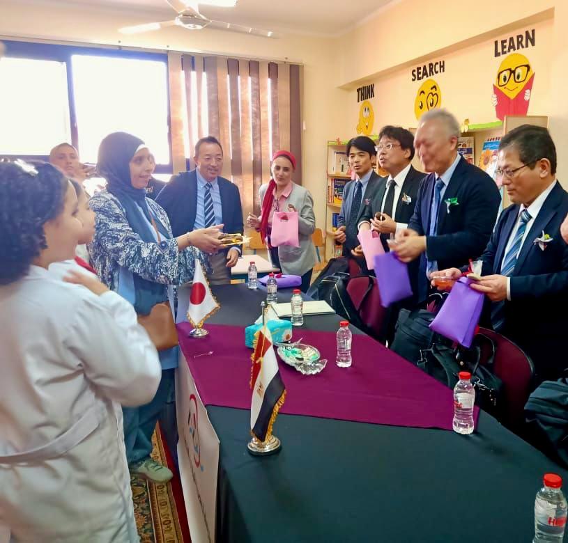 جانب من الزيارة