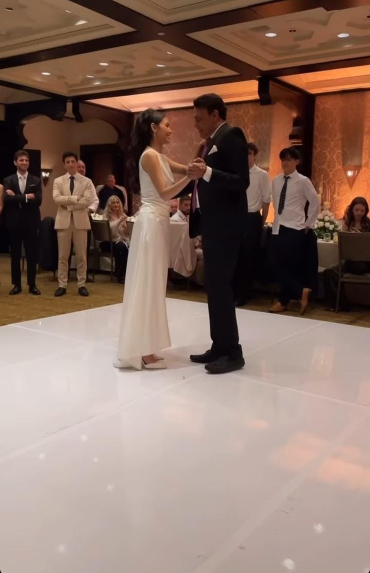 بالصور.. مي الغيطي تحتفل بزفافها على طبيب بريطاني بحضور الأهل والأصدقاء