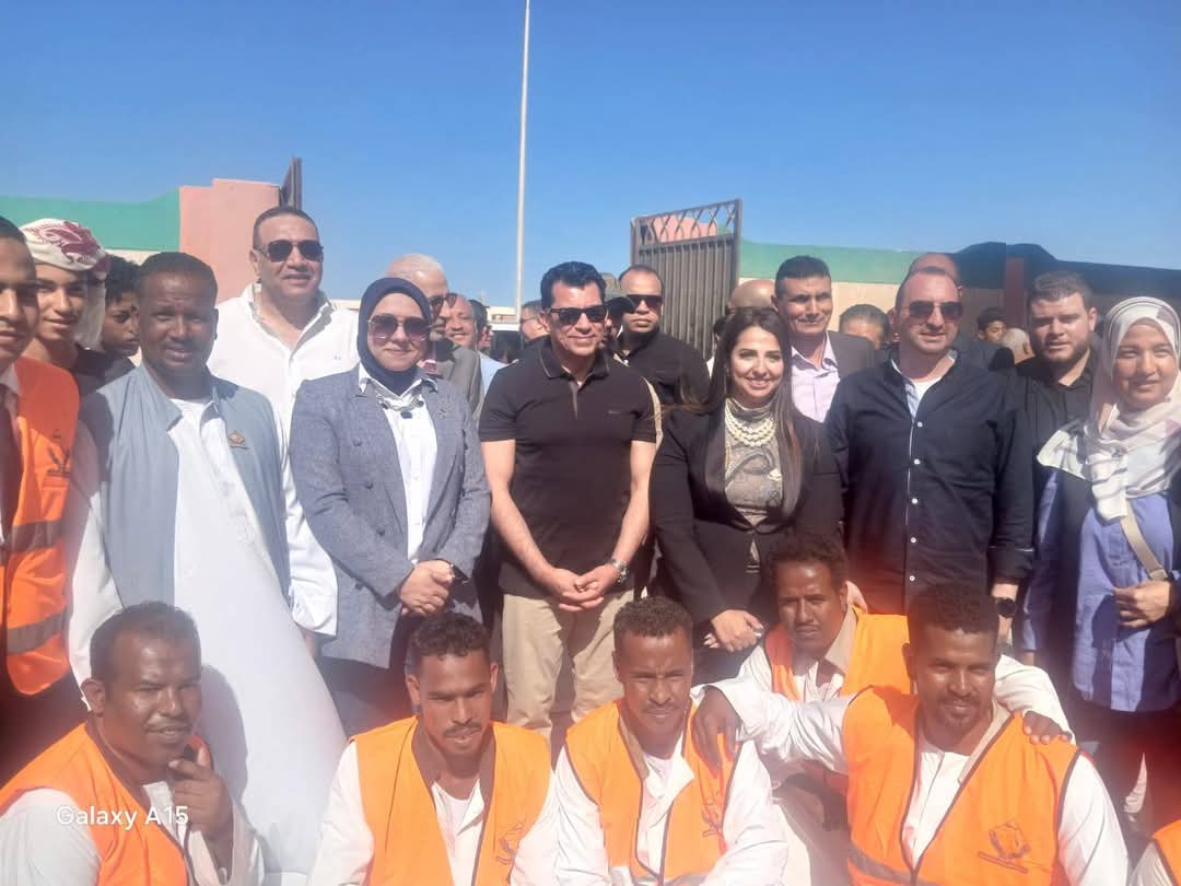 جولة وزير الشباب والرياضة بالشلاتين