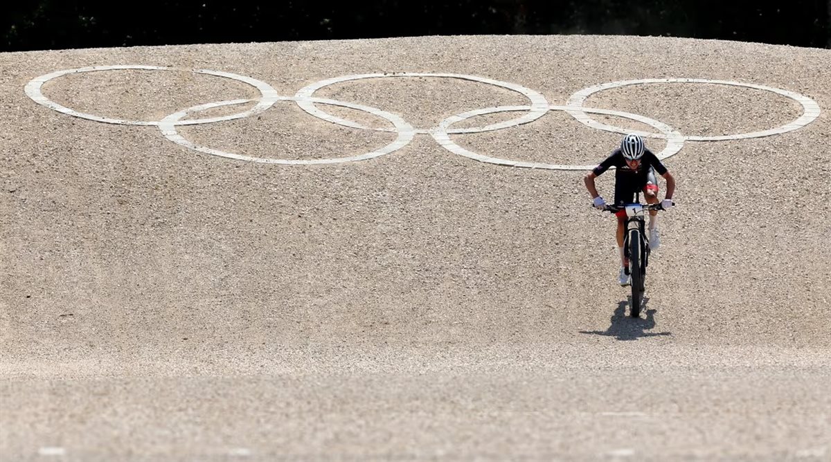&nbsp;البريطاني توم بيدكوك