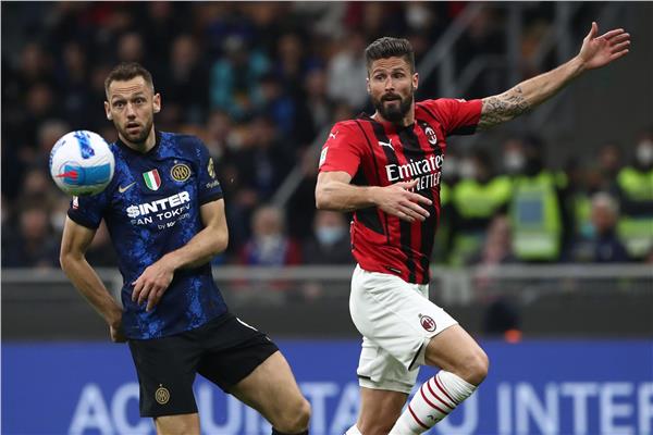 موعد والقنوات الناقلة لمشاهدة مباراة إنتر ميلان وميلان بث مباشر اليوم في كلاسيكو إيطاليا