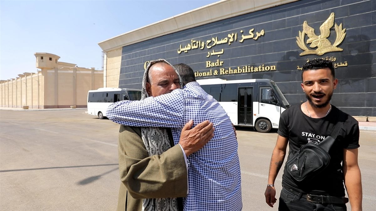 عفو رئاسي عن 746 نزيلا