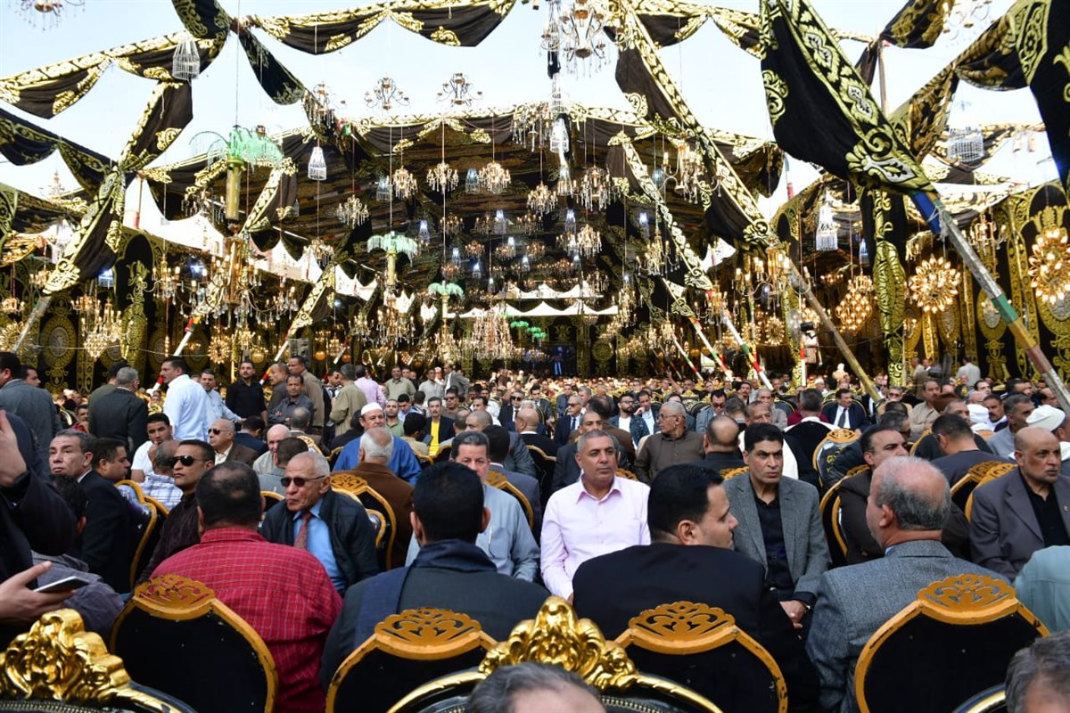 جانب من العزاء 