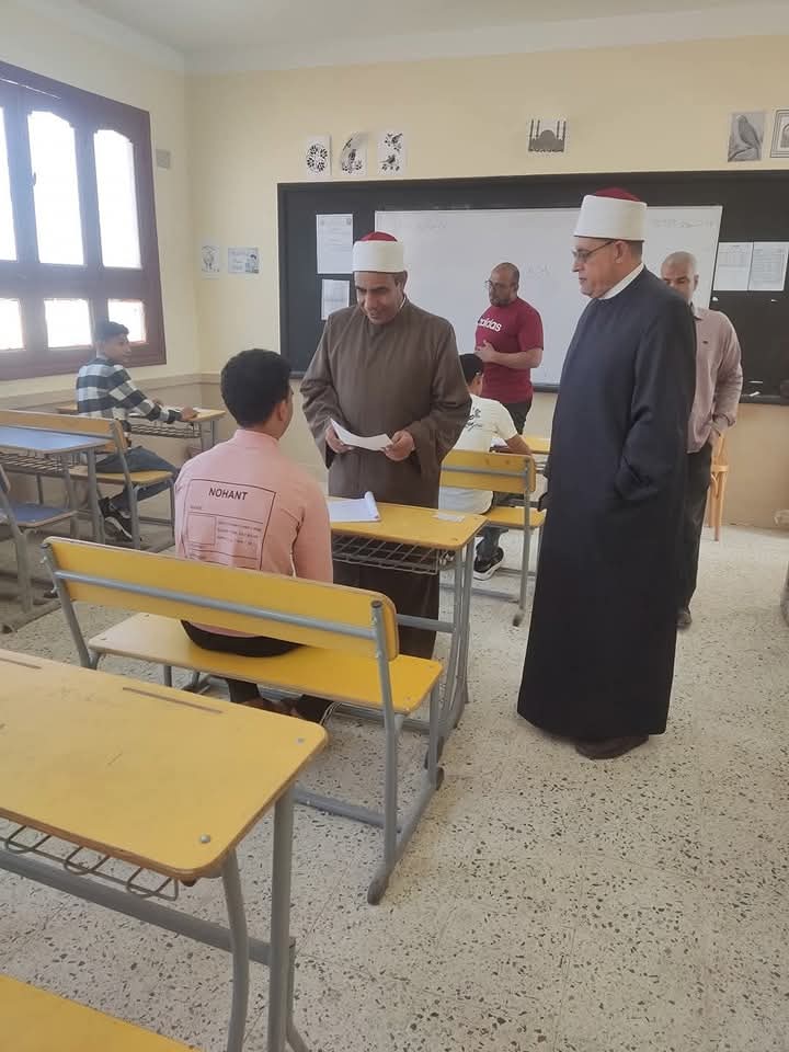 رئيس الإدارة المركزية لجنوب سيناء الازهرية يتفقد اللجان