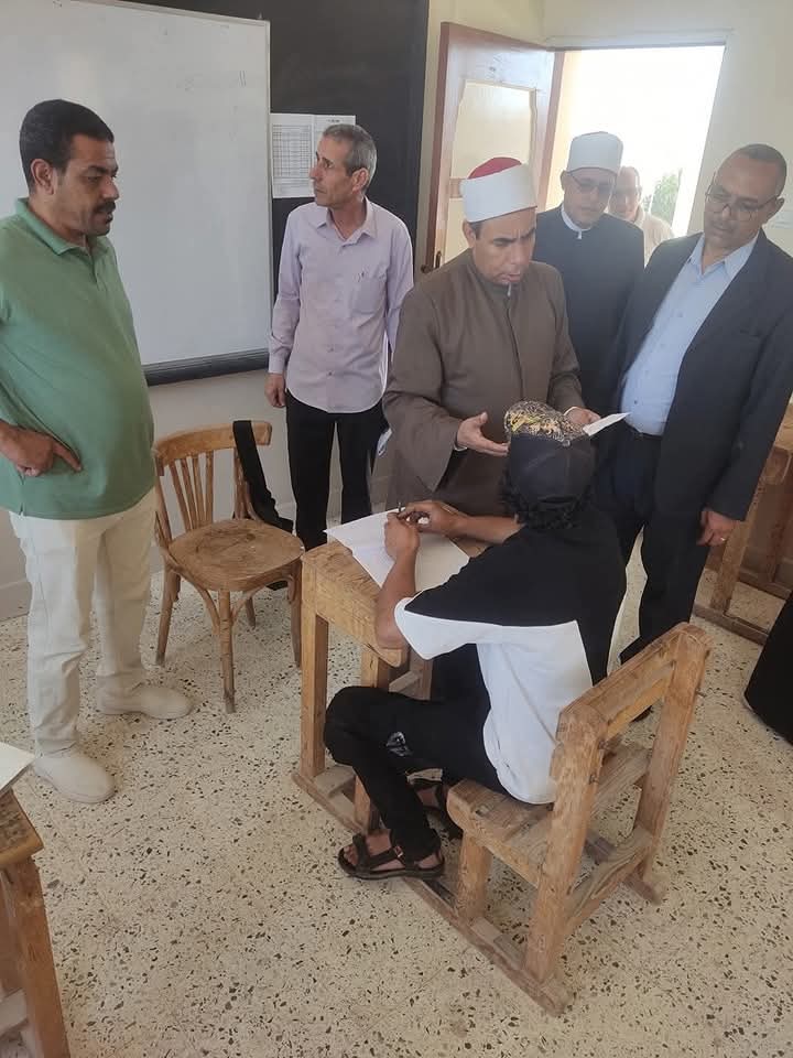 رئيس الإدارة المركزية لجنوب سيناء الازهرية يتفقد اللجان
