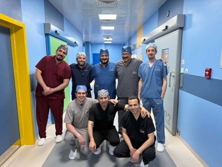 الفريق الطبي