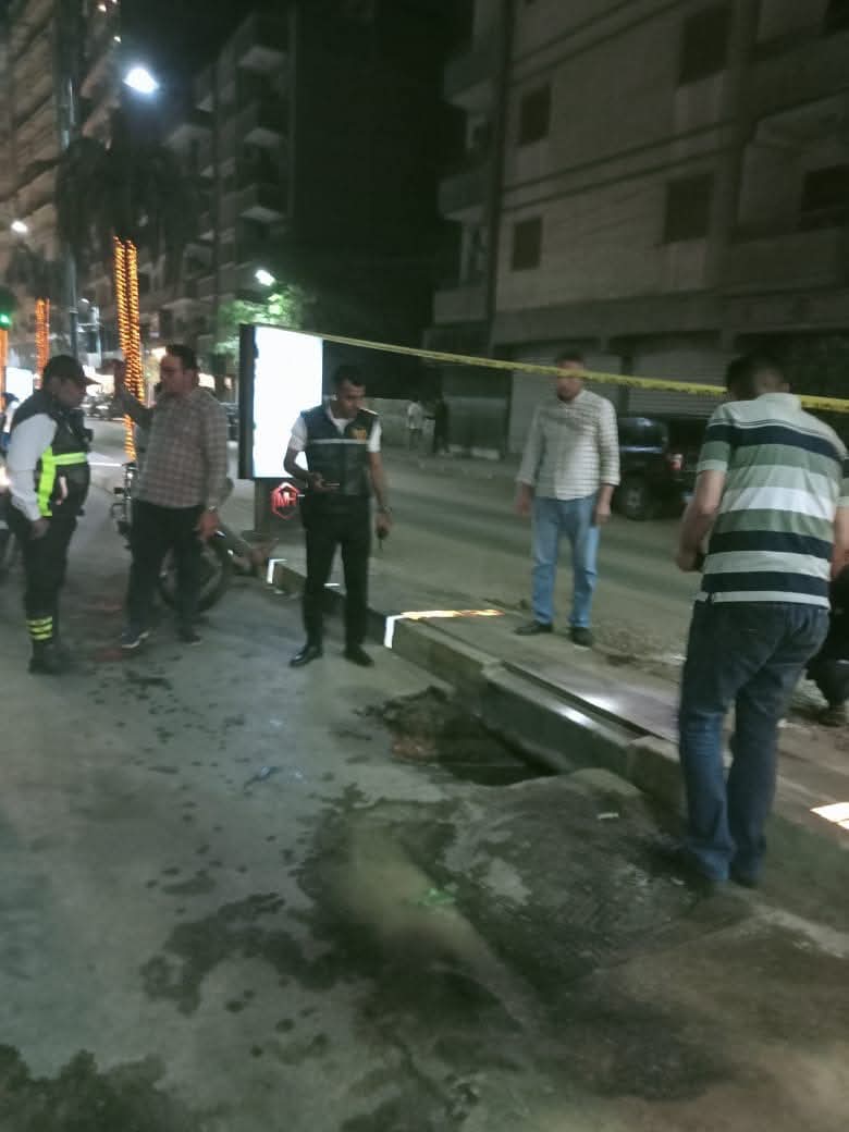 هبوط أرضي في شارع باريس بالمنوفية 