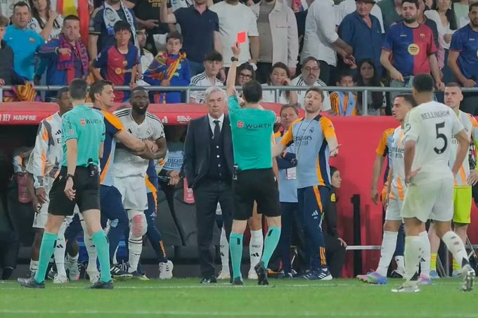 إيقاف روديجر 6 مباريات في الليجا بسبب اعتداءه لفظيًا على حكم الكلاسيكو