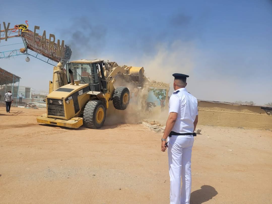 حملة لإزالة التعديات بالغردقة 