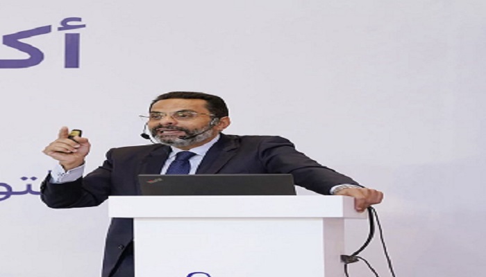 الدكتور عبد المنعم