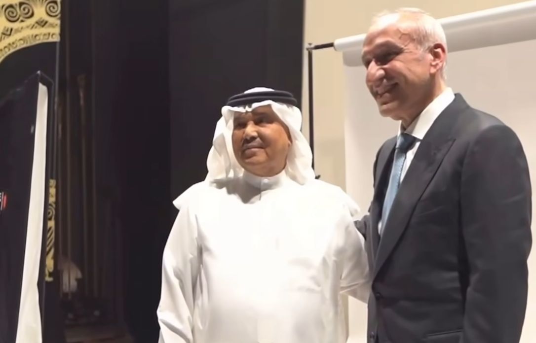 أول حفلة بعد غياب.. محمد عبده يطرب الجمهور المصري في دار الأوبرا المصرية