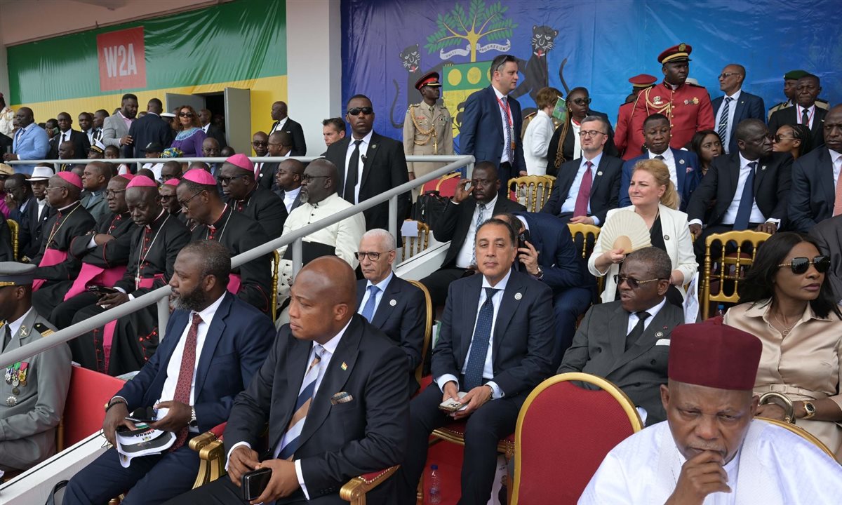 رئيس الوزراء يُشارك في حفل تنصيب الرئيس الجابوني بريس نجيما