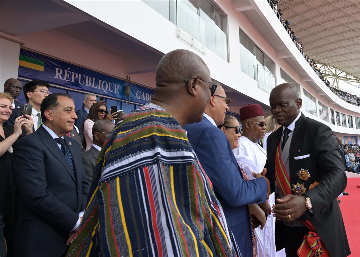رئيس الوزراء يُشارك في حفل تنصيب الرئيس الجابوني بريس نجيما